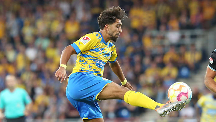 Immanuel Pherai ist Leistungsträger bei Eintracht Braunschweig.