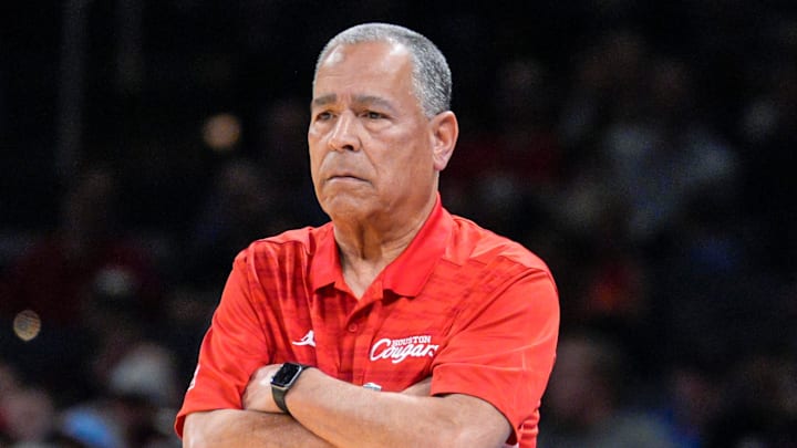 Houston head coach Kelvin Sampson stands near the bench in the first half during a first-round men’s basketball game of the NCAA Tournament.