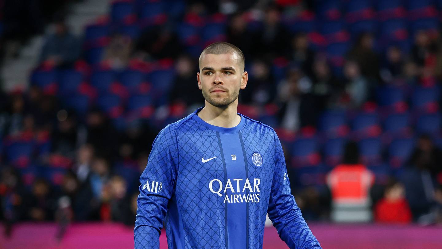 PSG mercato : Lucas Chevalier aurait pu signer chez un autre cador européen l'été dernier
