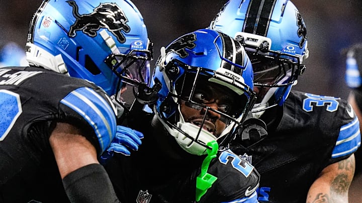 Detroit Lions cornerback Amik Robertson (21) celebrates a Tampa Bay Buccaneers turnover with teammates. Detroit Lions cornerback Amik Robertson (21) celebrates a Tampa Bay Buccaneers turnover with teammates.