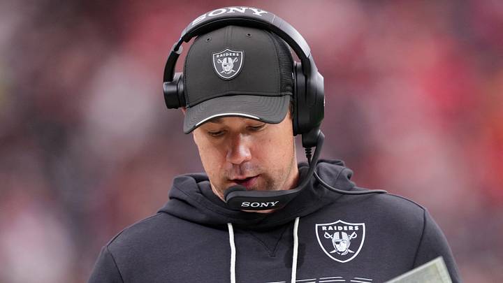 Oct 4, 2026; Paradise, Nevada, USA; Las Vegas Raiders head coach Klint Kubiak looks at his play sheet against the Kansas City Chiefs during the third quarter at Allegiant Stadium. Mandatory Credit: Joe Camporeale-Imagn Images Oct 4, 2026; Paradise, Nevada, USA; Las Vegas Raiders head coach Klint Kubiak looks at his play sheet against the Kansas City Chiefs during the third quarter at Allegiant Stadium. Mandatory Credit: Joe Camporeale-Imagn Images