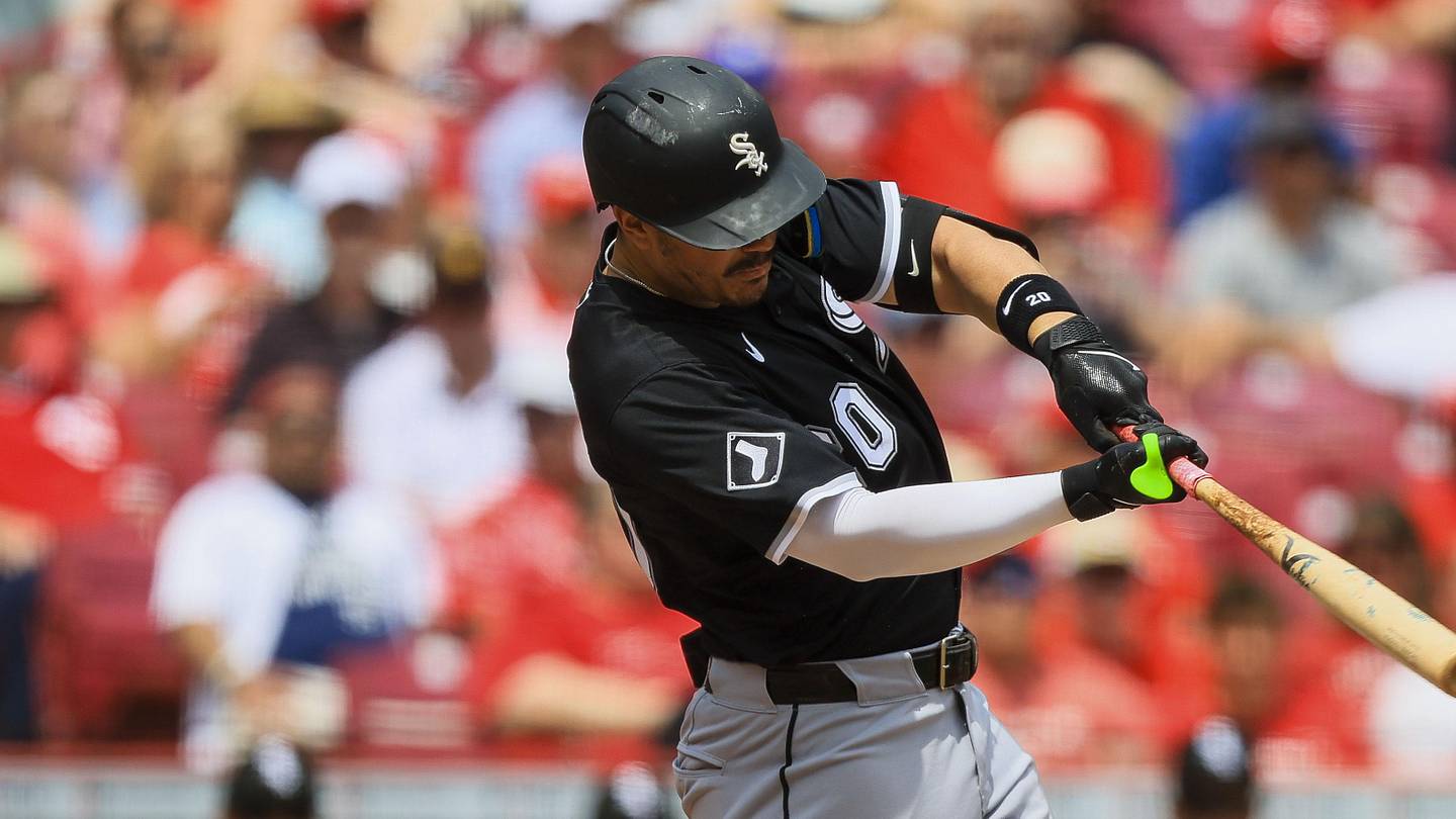 Chicago White Sox Infield Becomes More Versatile After Roster Moves
