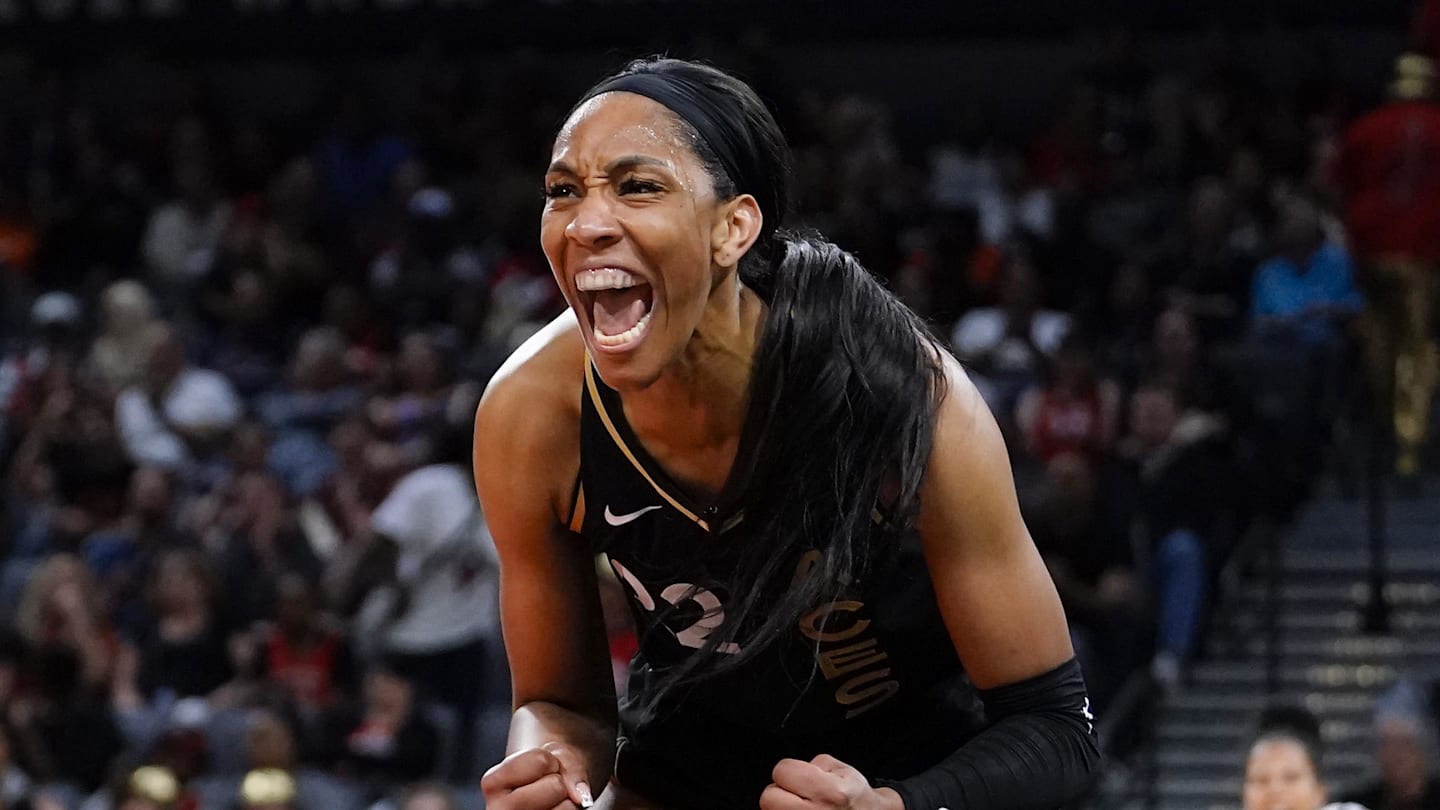 Way Too Early Favorites For Every WNBA End-Of-Season Award