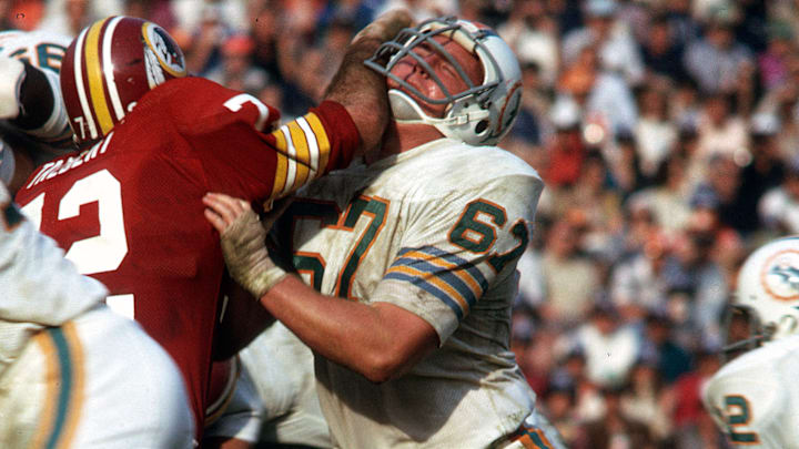 Miami Dolphins offensive lineman Bob Kuechenberg