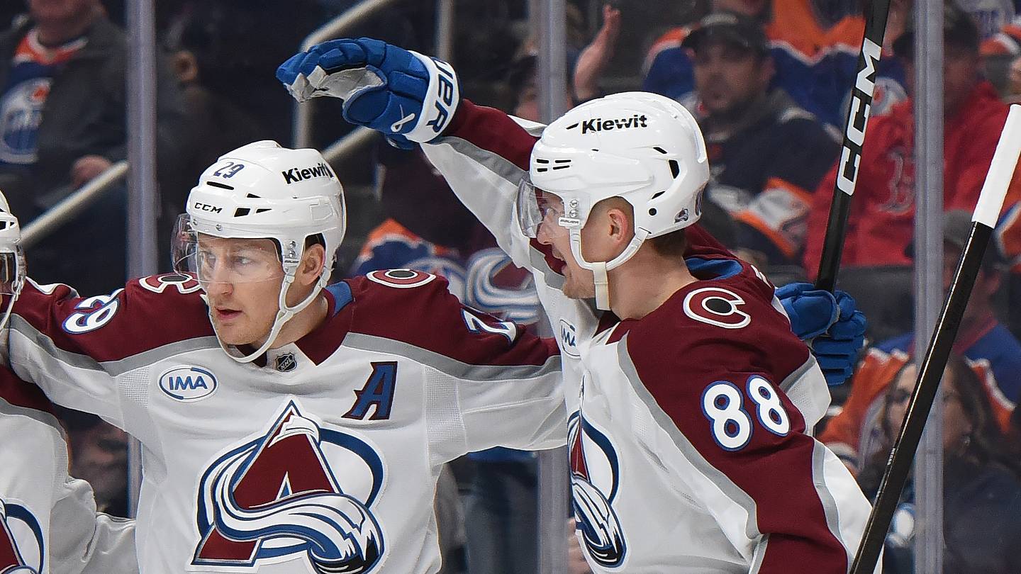 Avalanche Triumphs: MacKinnon Shines in Season Opener