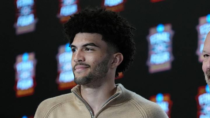 Apr 4, 2026; Indianapolis, IN, USA; Duke Blue Devils forward Cameron Boozer is awarded the Oscar Robertson Player of the Year Award by Barry Bedlan of the Associated Press. The award is given by the AP and the US Basketball Writers Association during the men's 2026 NCAA Tournament at Lucas Oil Stadium. Mandatory Credit: Bob Donnan-Imagn Images Apr 4, 2026; Indianapolis, IN, USA; Duke Blue Devils forward Cameron Boozer is awarded the Oscar Robertson Player of the Year Award by Barry Bedlan of the Associated Press. The award is given by the AP and the US Basketball Writers Association during the men's 2026 NCAA Tournament at Lucas Oil Stadium. Mandatory Credit: Bob Donnan-Imagn Images