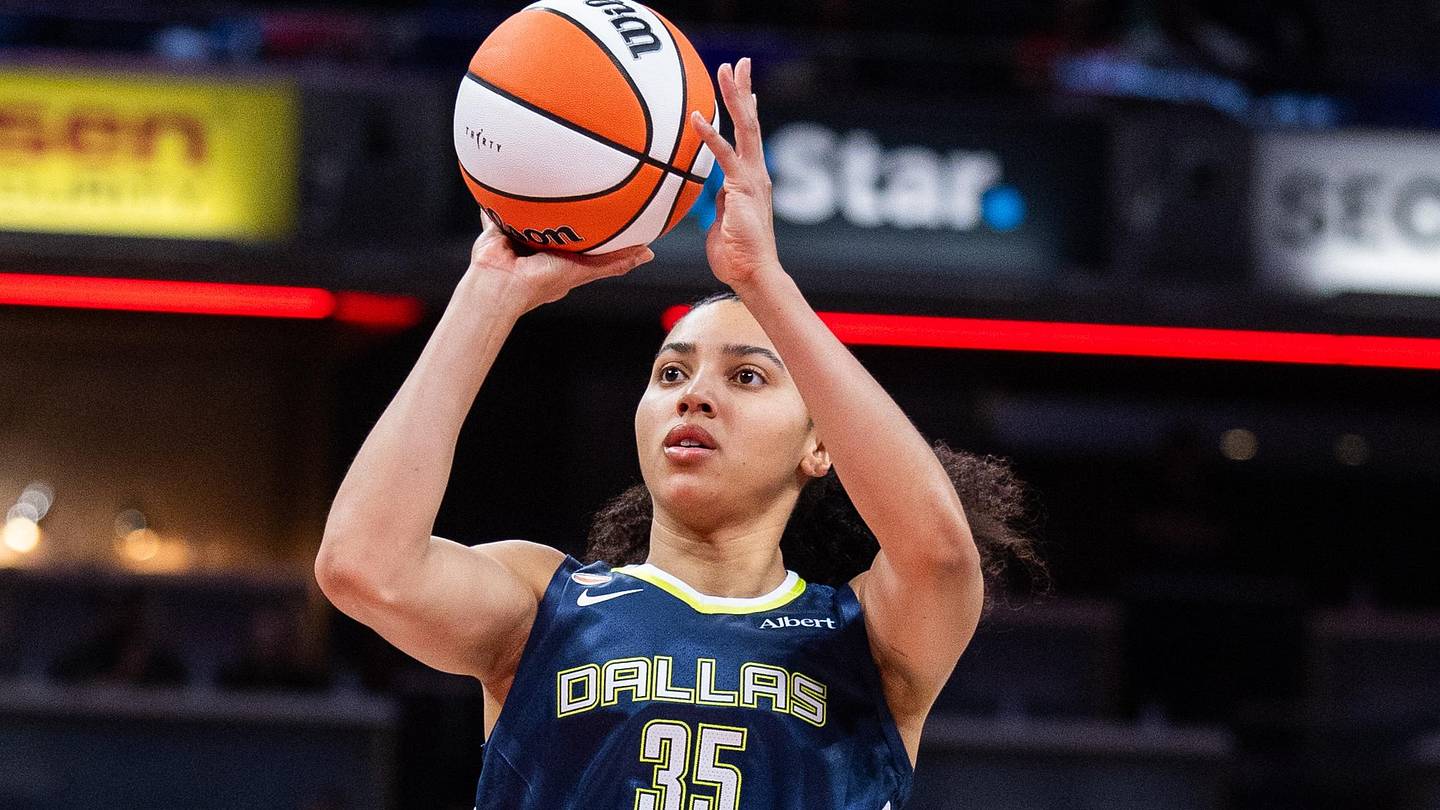 Azzi Fudd Gave Honest Assessment of WNBA Officiating After Preseason Game