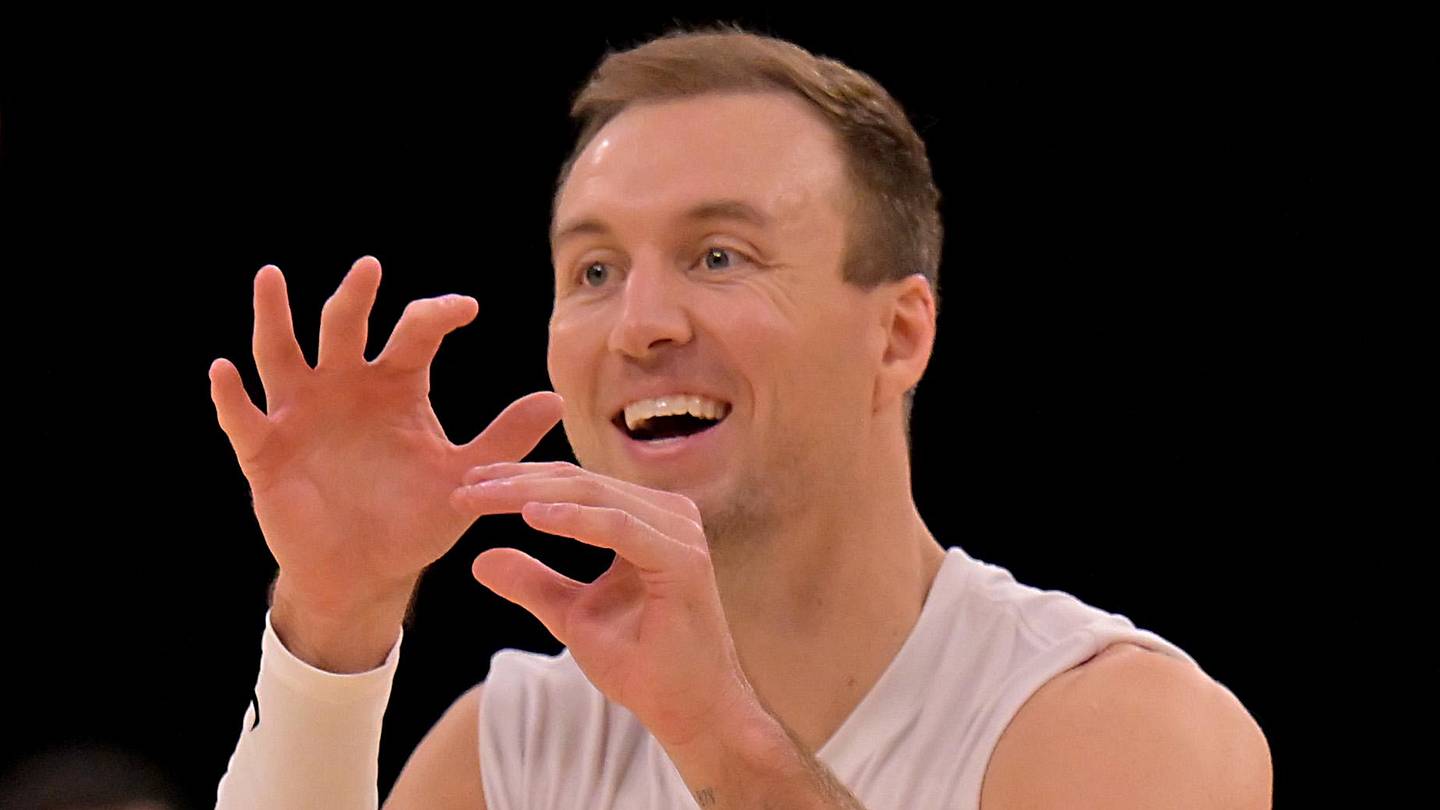 Lakers' Luke Kennard Thrives as Key Playmaker Amid Injuries