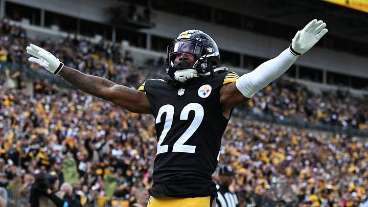 Oct 11, 2026; Pittsburgh, Pennsylvania, USA; Pittsburgh Steelers cornerback Asante Samuel Jr. (22) reacts after breaking up a pass in the end zone in the fourth quarter against the Indianapolis Colts at Acrisure Stadium. Mandatory Credit: Barry Reeger-Imagn Images Oct 11, 2026; Pittsburgh, Pennsylvania, USA; Pittsburgh Steelers cornerback Asante Samuel Jr. (22) reacts after breaking up a pass in the end zone in the fourth quarter against the Indianapolis Colts at Acrisure Stadium. Mandatory Credit: Barry Reeger-Imagn Images
