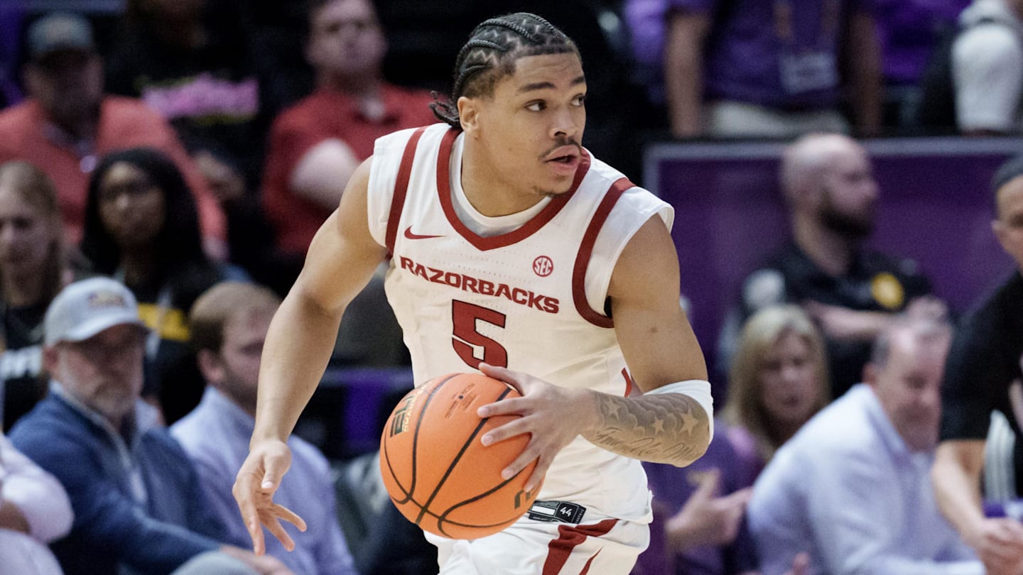 Freshmen Duo Lead Razorbacks to Dominant SEC Road Win Over LSU