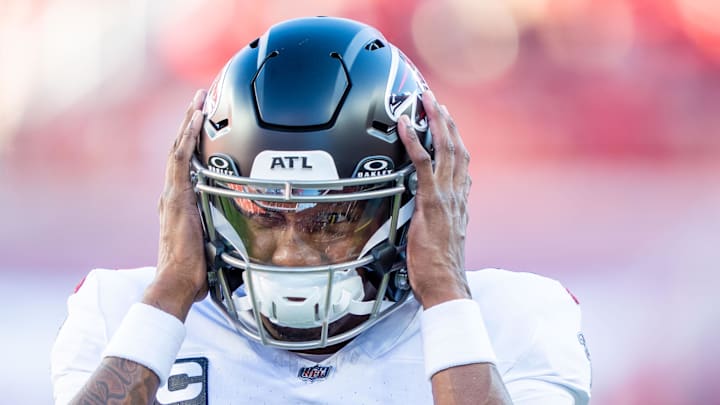 October 19, 2025; Santa Clara, California, USA; Atlanta Falcons quarterback Michael Penix Jr. (9) warms up before the game against the San Francisco 49ers at Levi's Stadium. Mandatory Credit: Kyle Terada-Imagn Images October 19, 2025; Santa Clara, California, USA; Atlanta Falcons quarterback Michael Penix Jr. (9) warms up before the game against the San Francisco 49ers at Levi's Stadium. Mandatory Credit: Kyle Terada-Imagn Images