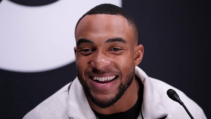 New England Patriots running back Treveyon Henderson (32).