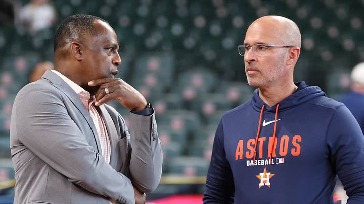 Houston Astros general manager Dana Brown talks with manager Joe Espada before the game against the Milwaukee Brewers at Daikin Park. Mandatory Credit: Troy Taormina-Imagn Images Houston Astros general manager Dana Brown talks with manager Joe Espada before the game against the Milwaukee Brewers at Daikin Park. Mandatory Credit: Troy Taormina-Imagn Images