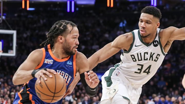 New York Knicks guard Jalen Brunson looks to drive past Milwaukee Bucks forward Giannis Antetokounmpo. Mandatory Credit: Wendell Cruz-Imagn Images New York Knicks guard Jalen Brunson looks to drive past Milwaukee Bucks forward Giannis Antetokounmpo. Mandatory Credit: Wendell Cruz-Imagn Images