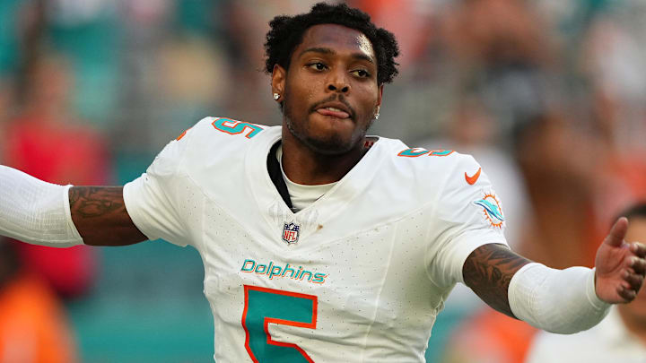 Nov 19, 2023; Miami Gardens, Florida, USA; Miami Dolphins cornerback Jalen Ramsey (5) celebrates after his interception against the Las Vegas Raiders during the second half at Hard Rock Stadium. Mandatory Credit: Jasen Vinlove-Imagn Images Nov 19, 2023; Miami Gardens, Florida, USA; Miami Dolphins cornerback Jalen Ramsey (5) celebrates after his interception against the Las Vegas Raiders during the second half at Hard Rock Stadium. Mandatory Credit: Jasen Vinlove-Imagn Images