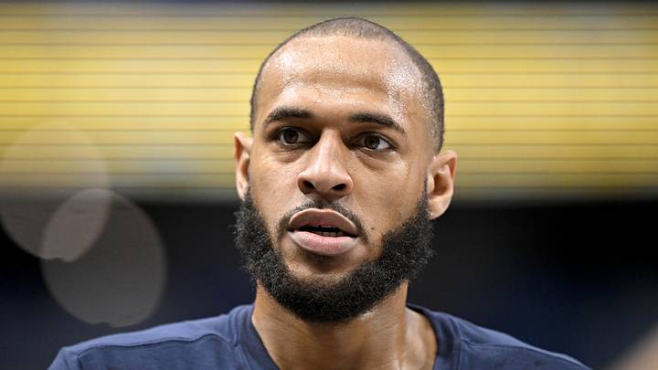 Dallas Mavericks forward Daniel Gafford (21).
