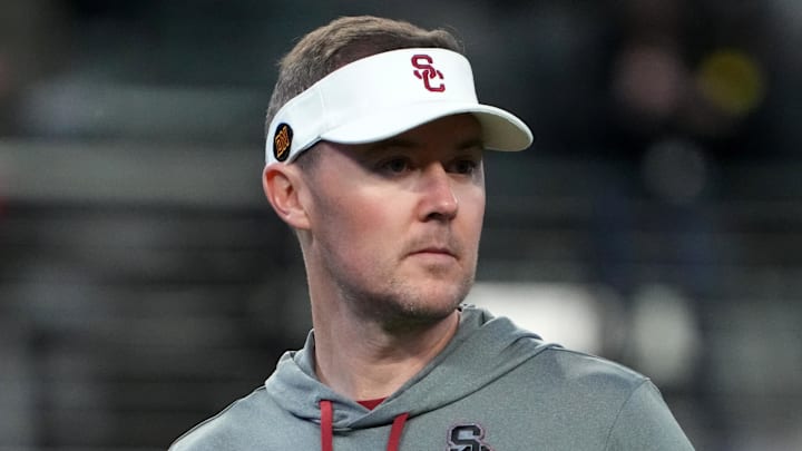Dec 2, 2022; Las Vegas, NV, USA; Southern California Trojans head coach Lincoln Riley reacts in the first half of the Pac-12 Championship against the Utah Utes at Allegiant Stadium. Mandatory Credit: Kirby Lee-Imagn Images
