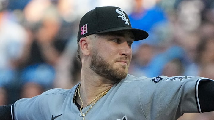 Chicago White Sox starting pitcher Sean Burke (59) throws against the Kansas City Royals at Kauffman Stadium.
