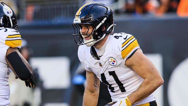 Dec 1, 2024; Cincinnati, Ohio, USA; Pittsburgh Steelers linebacker Payton Wilson (41) reacts after scoring a touchdown against the Cincinnati Bengals in the second half at Paycor Stadium. Mandatory Credit: Katie Stratman-Imagn Images Dec 1, 2024; Cincinnati, Ohio, USA; Pittsburgh Steelers linebacker Payton Wilson (41) reacts after scoring a touchdown against the Cincinnati Bengals in the second half at Paycor Stadium. Mandatory Credit: Katie Stratman-Imagn Images