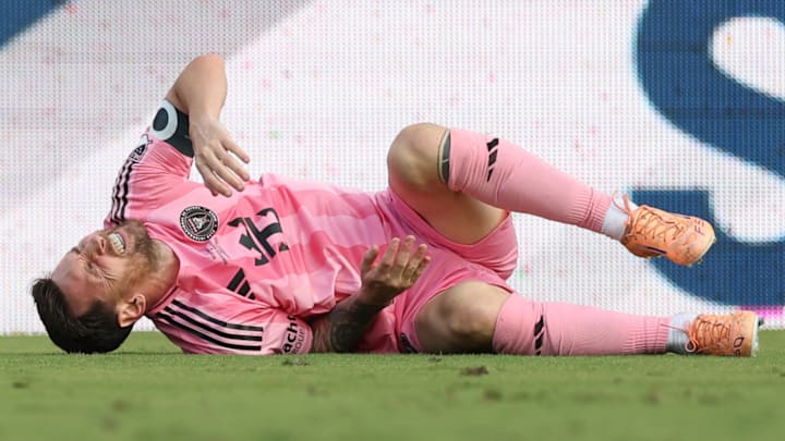 Lionel Messi is once again battling muscular problems.