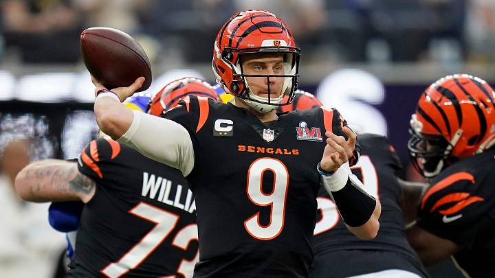 Cincinnati Bengals quarterback Joe Burrow (9) throws a pass in the first quarter of Super Bowl 56 between the Cincinnati Bengals and the Los Angeles Rams at SoFi Stadium in Inglewood, Calif., on Sunday, Feb. 13, 2022. The Rams came back in the final minutes of the game to win 23-20 on their home field.

Super Bowl 56 Cincinnati Bengals Vs La Rams