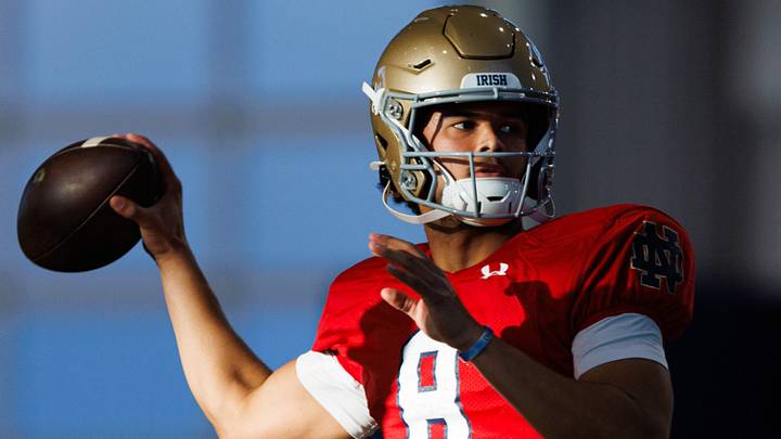 Notre Dame quarterback Kenny Minchey during a Notre Dame football spring practice at Irish Athletic Center on Wednesday, March 26, 2025, in South Bend. Notre Dame quarterback Kenny Minchey during a Notre Dame football spring practice at Irish Athletic Center on Wednesday, March 26, 2025, in South Bend.