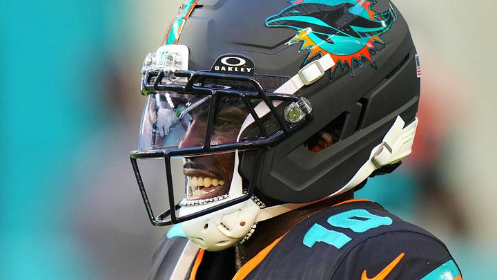 Sep 29, 2025; Miami Gardens, Florida, USA; Miami Dolphins wide receiver Tyreek Hill (10) practices before the game against the New York Jets at Hard Rock Stadium. Mandatory Credit: Rich Storry-Imagn Images