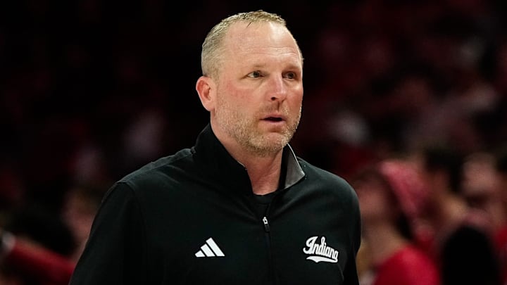 Indiana Hoosiers coach Darian DeVries against Ohio State at Value City Arena on Saturday, March 7, 2026 in Columbus, Ohio.
