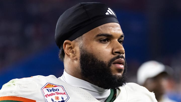 Miami Hurricanes defensive lineman Akheem Mesidor