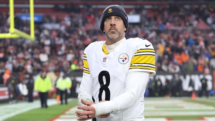 The Steelers have yet to re-sign Aaron Rodgers.