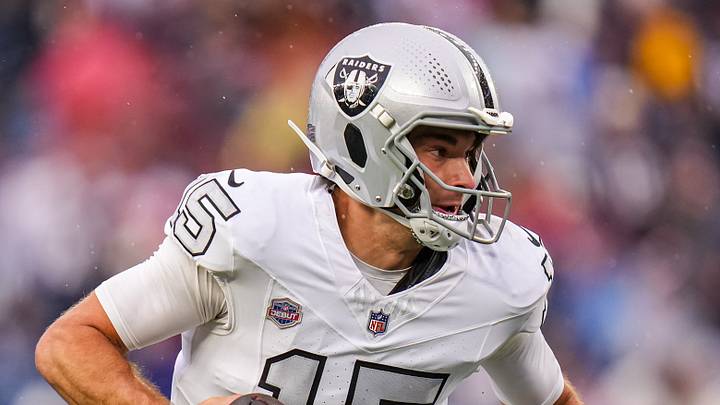 Oct 11, 2026; Foxborough, Massachusetts, USA; Las Vegas Raiders quarterback Fernando Mendoza (15) runs the ball against the New England Patriots in the second half at Gillette Stadium. Mandatory Credit: David Butler II-Imagn Images Oct 11, 2026; Foxborough, Massachusetts, USA; Las Vegas Raiders quarterback Fernando Mendoza (15) runs the ball against the New England Patriots in the second half at Gillette Stadium. Mandatory Credit: David Butler II-Imagn Images