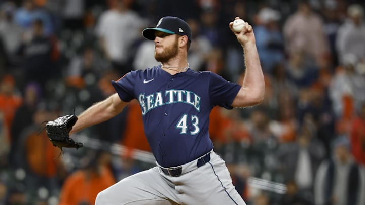 Oct 7, 2025; Detroit, Michigan, USA; Seattle Mariners pitcher Caleb Ferguson (43) delivers a pitch in the ninth inning against the Detroit Tigers during game three of the ALDS round for the 2025 MLB playoffs at Comerica Park. Mandatory Credit: Rick Osentoski-Imagn Images Oct 7, 2025; Detroit, Michigan, USA; Seattle Mariners pitcher Caleb Ferguson (43) delivers a pitch in the ninth inning against the Detroit Tigers during game three of the ALDS round for the 2025 MLB playoffs at Comerica Park. Mandatory Credit: Rick Osentoski-Imagn Images