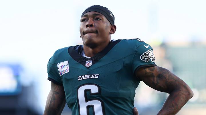 Oct 18, 2026; Philadelphia, Pennsylvania, USA; Philadelphia Eagles wide receiver DeVonta Smith (6) walks off the field after a loss against the Carolina Panthers at Lincoln Financial Field. Mandatory Credit: Bill Streicher-Imagn Images Oct 18, 2026; Philadelphia, Pennsylvania, USA; Philadelphia Eagles wide receiver DeVonta Smith (6) walks off the field after a loss against the Carolina Panthers at Lincoln Financial Field. Mandatory Credit: Bill Streicher-Imagn Images