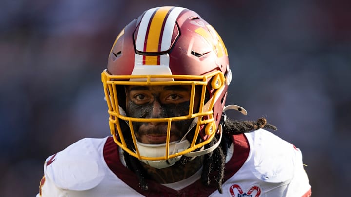 Washington Commanders linebacker Frankie Luvu