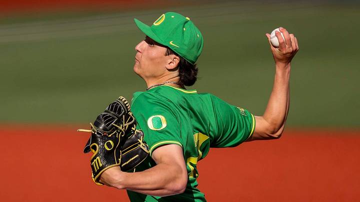 Oregon pitcher Will Sanford (28) throws a pitch during the game against Oregon State on Tuesday, April 29, 2025 at Goss Stadium in Corvallis, Ore. Oregon pitcher Will Sanford (28) throws a pitch during the game against Oregon State on Tuesday, April 29, 2025 at Goss Stadium in Corvallis, Ore.