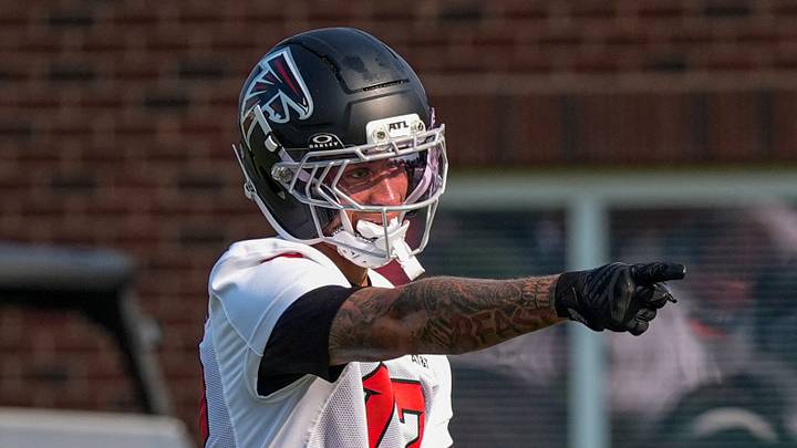 Atlanta Falcons cornerback Avieon Terrell Jr. Atlanta Falcons cornerback Avieon Terrell Jr.