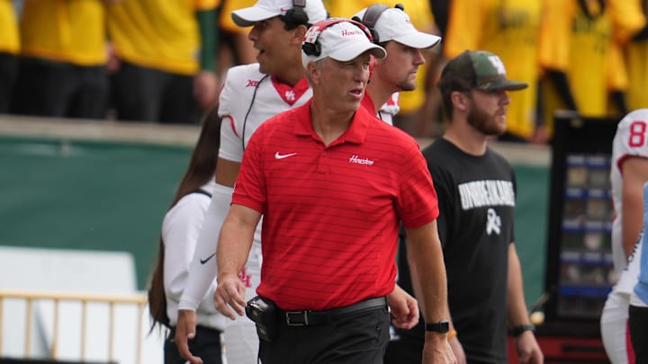 Houston Cougars head coach Willie Fritz reacts on the sidelines against the Baylor Bears.