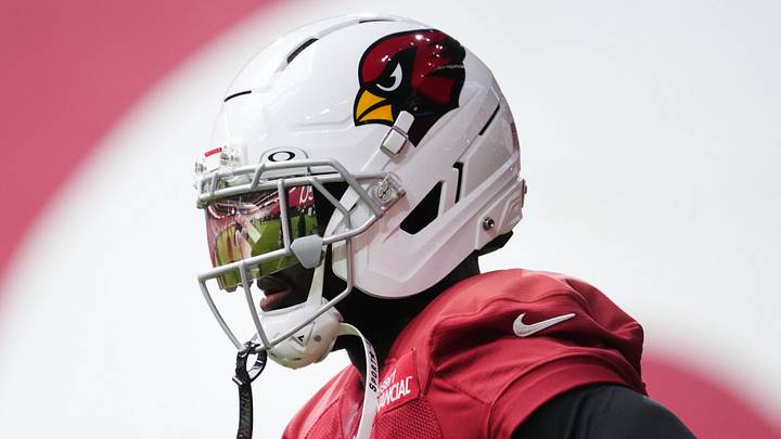 Arizona Cardinals running back Jeremiyah Love (4) practices during training camp at State Farm Stadium in Glendale on July 26, 2026. Arizona Cardinals running back Jeremiyah Love (4) practices during training camp at State Farm Stadium in Glendale on July 26, 2026.