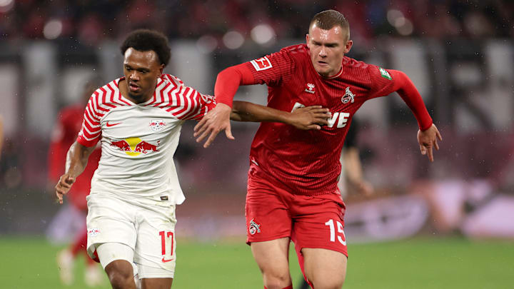 Luca Kilian im Zweikampf mit Lois Openda (Archivbild) Luca Kilian im Zweikampf mit Lois Openda (Archivbild)