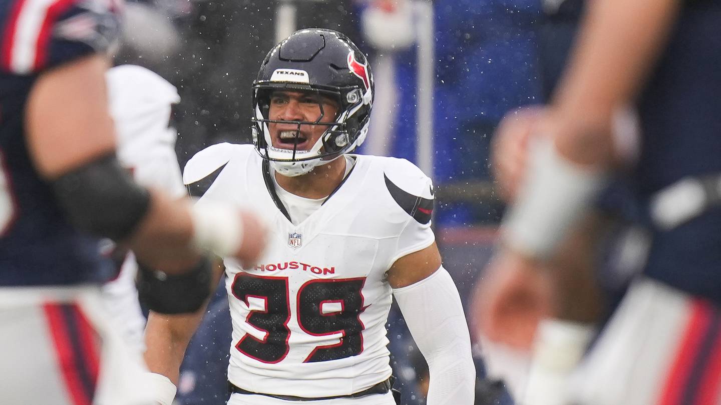Texans' Henry To'oTo'o extension could prove critics completely wrong