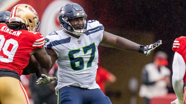 September 18, 2022; Santa Clara, California, USA; Seattle Seahawks offensive tackle Charles Cross (67) during the second quarter against the San Francisco 49ers at Levi's Stadium.