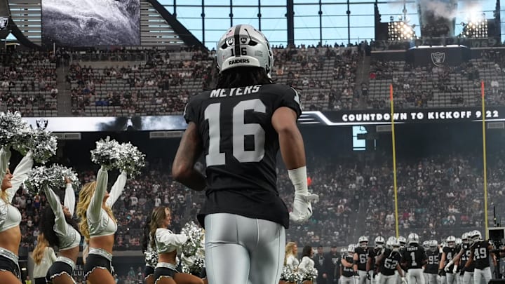 Nov 2, 2025; Paradise, Nevada, USA; A general overall view as Las Vegas Raiders wide receiver Jakobi Meyers (16) enters the field before the game against the Jacksonville Jaguars at Allegiant Stadium. Mandatory Credit: Kirby Lee-Imagn Images