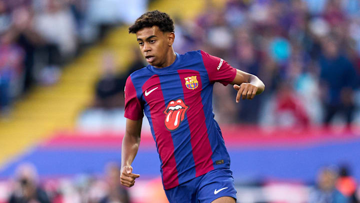 Lamine Yamal debutó con 15 años en el equipo de primera división del FC Barcelona