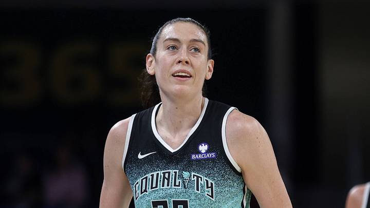 Breanna Stewart Breanna Stewart