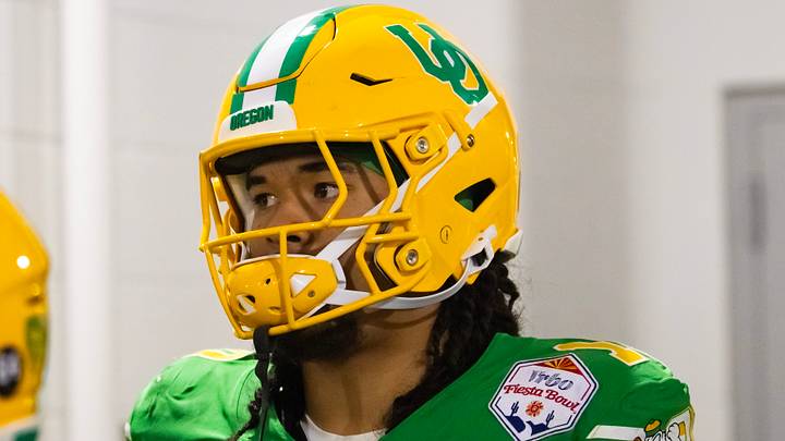 Oregon Ducks defensive end Matayo Uiagalelei against the Liberty Flames. Oregon Ducks defensive end Matayo Uiagalelei against the Liberty Flames.
