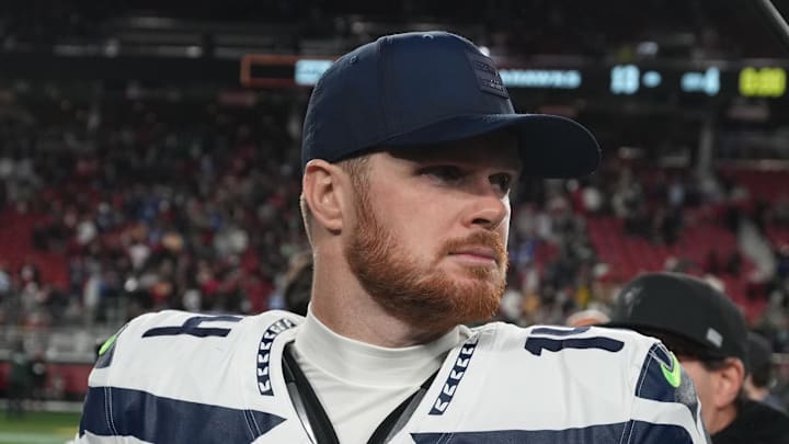 Seattle Seahawks quarterback Sam Darnold (14)