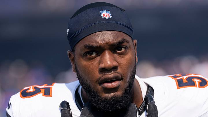 Chicago Bears defensive end Dayo Odeyingbo