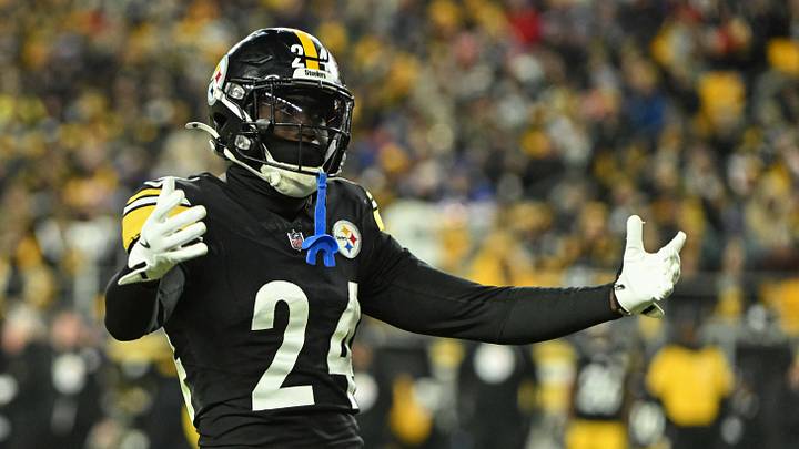 Nov 30, 2025; Pittsburgh, Pennsylvania, USA; Pittsburgh Steelers cornerback Joey Porter Jr. (24) reacts against the Buffalo Bills during the second half at Acrisure Stadium. Mandatory Credit: Barry Reeger-Imagn Images Nov 30, 2025; Pittsburgh, Pennsylvania, USA; Pittsburgh Steelers cornerback Joey Porter Jr. (24) reacts against the Buffalo Bills during the second half at Acrisure Stadium. Mandatory Credit: Barry Reeger-Imagn Images