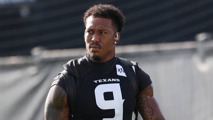 Houston Texans tight end Brevin Jordan (9) Houston Texans tight end Brevin Jordan (9)