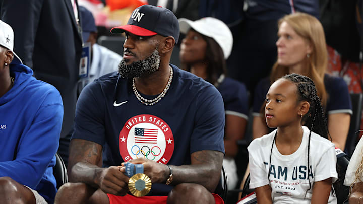 LeBron James por fin jugarán con Bronny en Los Angeles Lakers